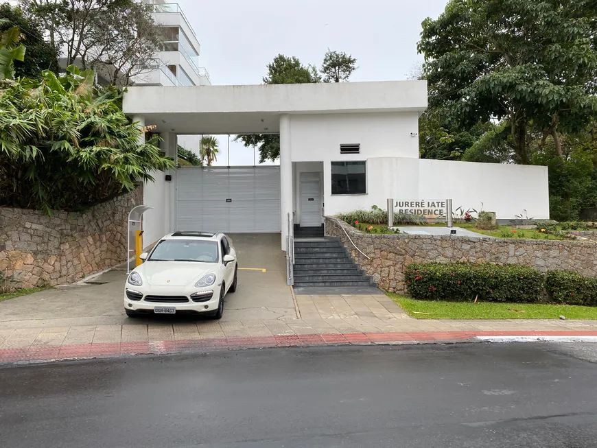 Foto 1 de Apartamento com 4 Quartos à venda, 200m² em Canasvieiras, Florianópolis