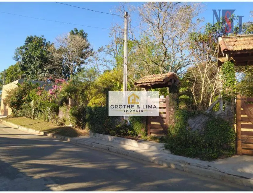 Foto 1 de Fazenda/Sítio com 2 Quartos à venda, 150m² em Chácaras Catagua, Taubaté