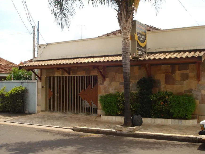 Foto 1 de Casa com 4 Quartos à venda, 280m² em Nucleo Residencial Silvio Vilari, São Carlos