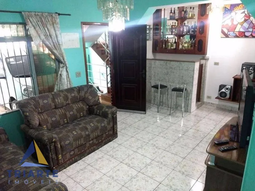 Foto 1 de Sobrado com 3 Quartos à venda, 137m² em Bela Vista, Osasco