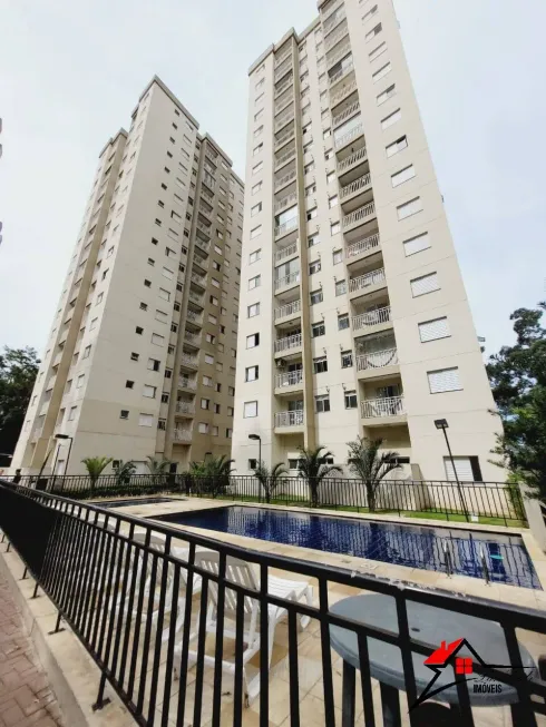 Foto 1 de Apartamento com 2 Quartos para alugar, 48m² em Jardim Henriqueta, Taboão da Serra