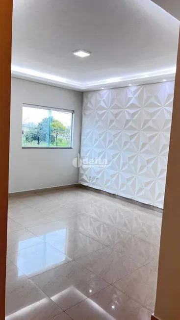 Foto 1 de Apartamento com 2 Quartos à venda, 60m² em Jardim Inconfidência, Uberlândia