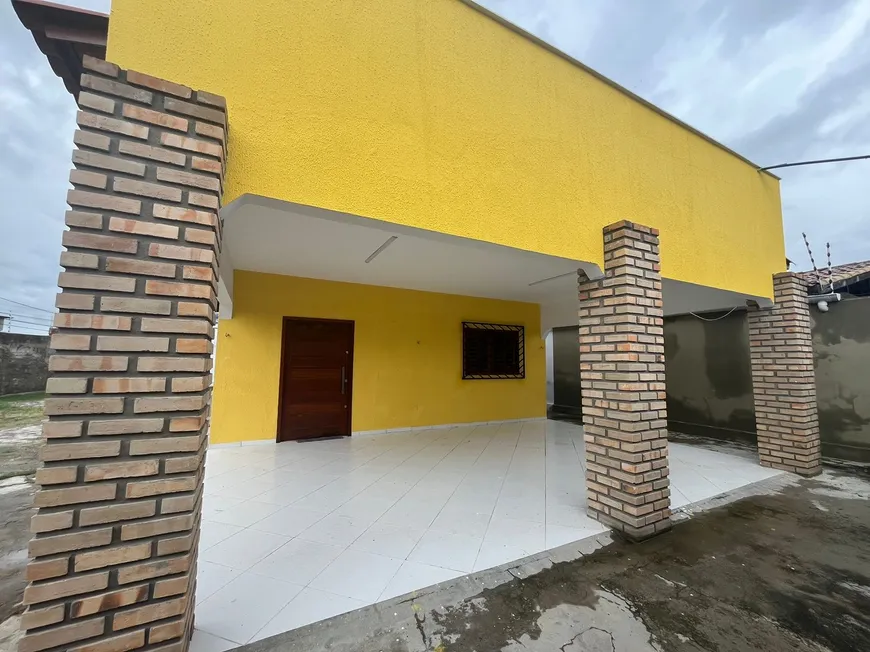 Foto 1 de Casa com 3 Quartos à venda, 110m² em Abolicao, Mossoró