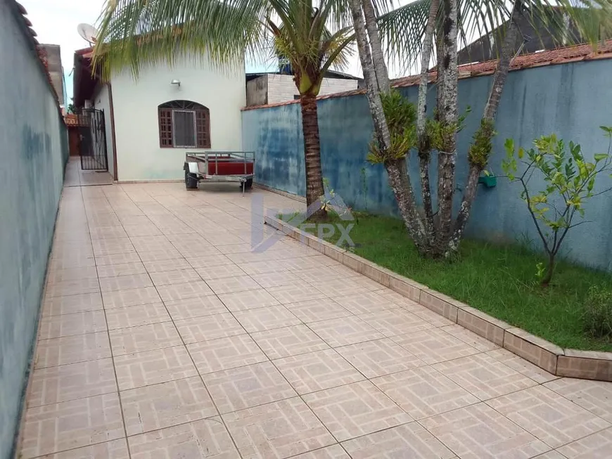 Foto 1 de Casa com 2 Quartos à venda, 200m² em Balneario Flórida Mirim, Mongaguá