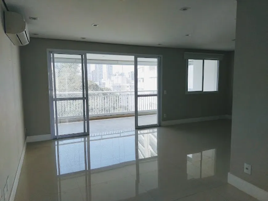 Foto 1 de Apartamento com 3 Quartos à venda, 138m² em Vila Andrade, São Paulo