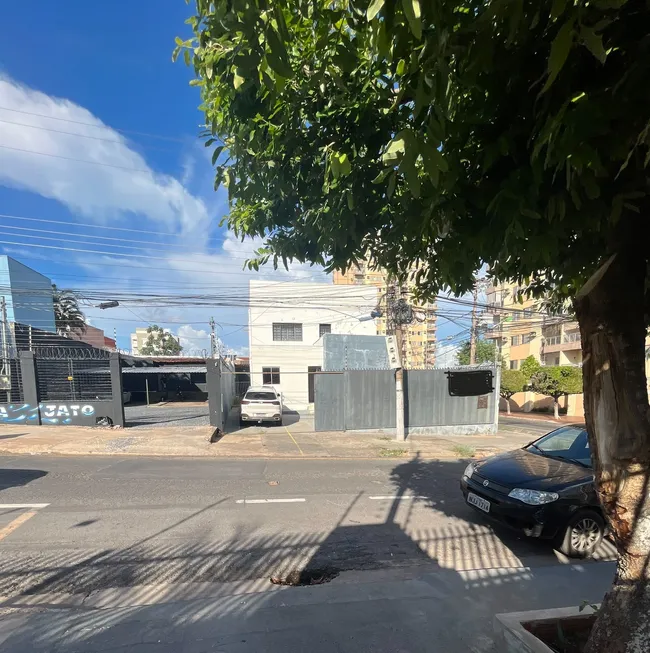 Foto 1 de Sobrado com 8 Quartos à venda, 300m² em Bosque da Saúde, Cuiabá