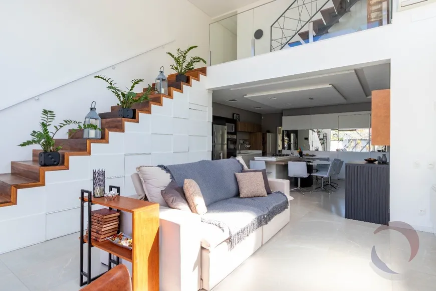 Foto 1 de Casa com 3 Quartos à venda, 267m² em Campeche, Florianópolis