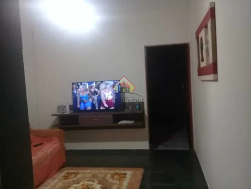 Foto 1 de Sobrado com 2 Quartos à venda, 200m² em Chácara São Silvestre, Taubaté