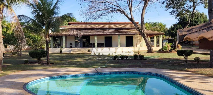 Foto 1 de Fazenda/Sítio com 3 Quartos à venda, 360m² em Zona Rural, Agudos