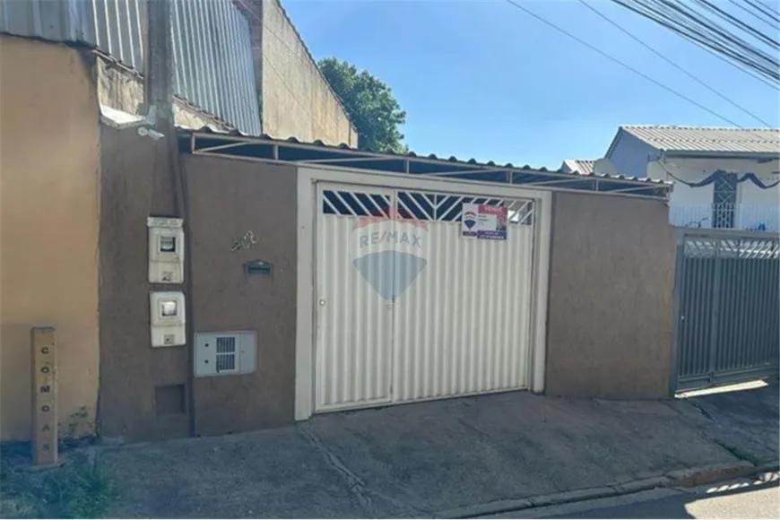 Foto 1 de Casa com 2 Quartos à venda, 90m² em Pinhal, Cabreúva