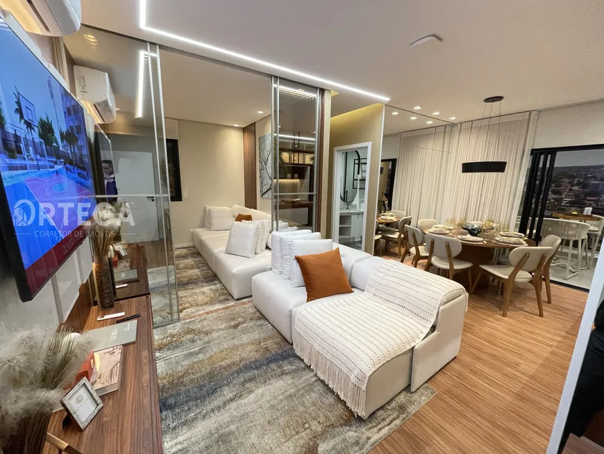 Foto 1 de Apartamento com 3 Quartos à venda, 80m² em Zona 02, Maringá