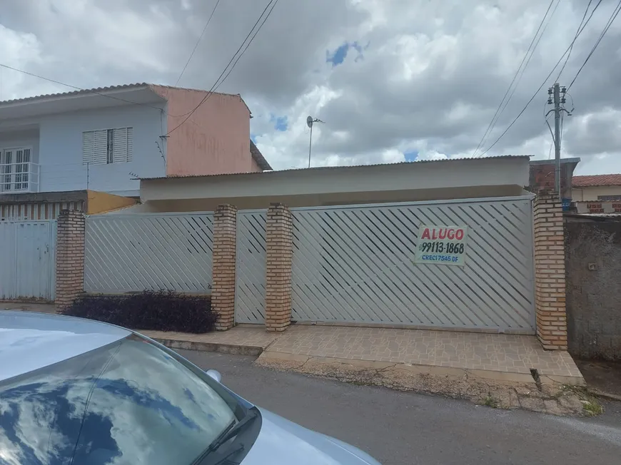 Foto 1 de Casa com 3 Quartos para venda ou aluguel, 100m² em Riacho Fundo I, Brasília