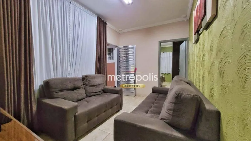 Foto 1 de Casa com 2 Quartos à venda, 125m² em Vila Pires, Santo André