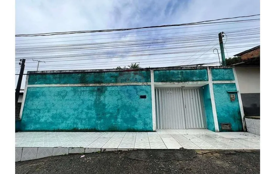 Foto 1 de Casa com 2 Quartos à venda, 100m² em Santa Amélia, Maceió