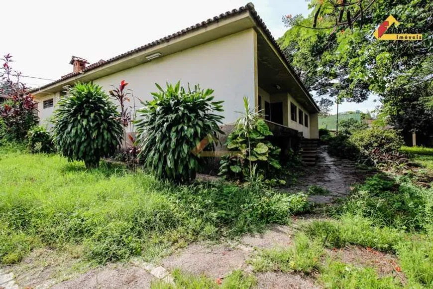 Foto 1 de Casa com 4 Quartos à venda, 250m² em Interlagos, Divinópolis