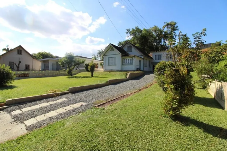 Foto 1 de Lote/Terreno à venda, 200m² em América, Joinville