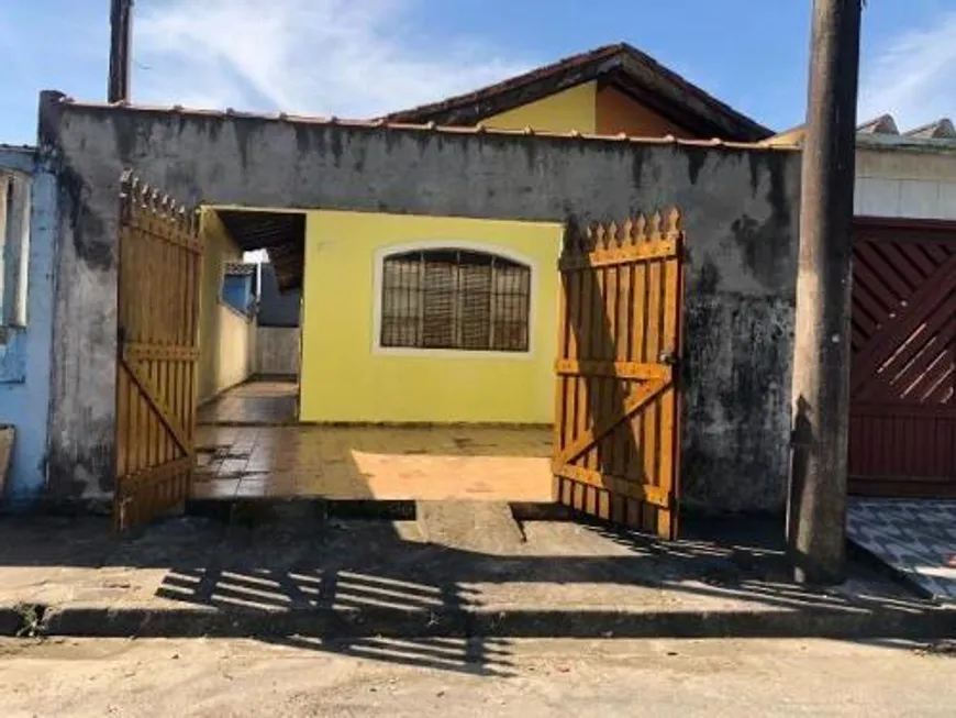 Foto 1 de Casa com 2 Quartos à venda, 71m² em Ivoty, Itanhaém