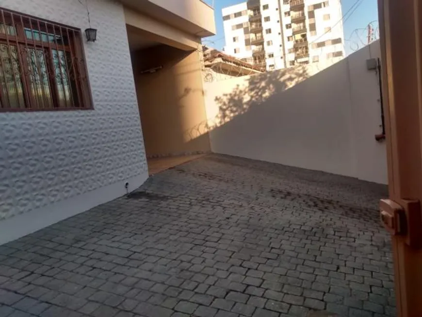 Foto 1 de Casa com 3 Quartos à venda, 220m² em Martins, Uberlândia