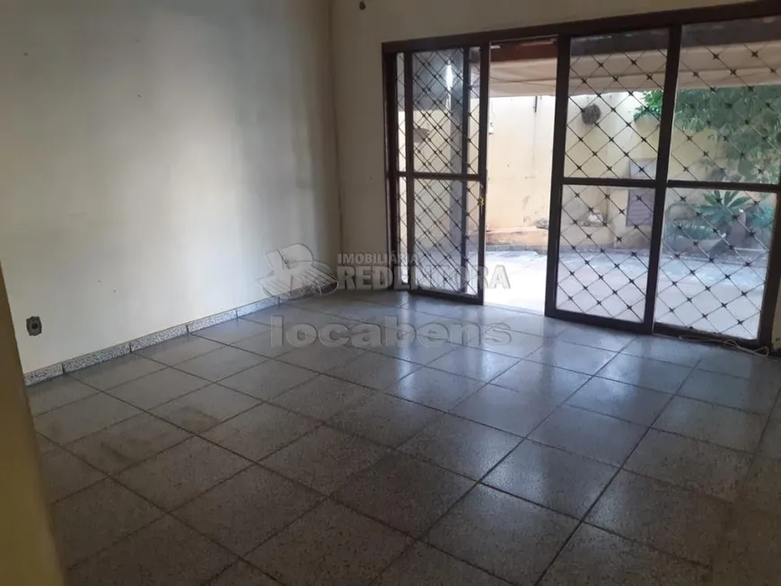 Foto 1 de Sobrado com 4 Quartos à venda, 450m² em Jardim Redentor, São José do Rio Preto