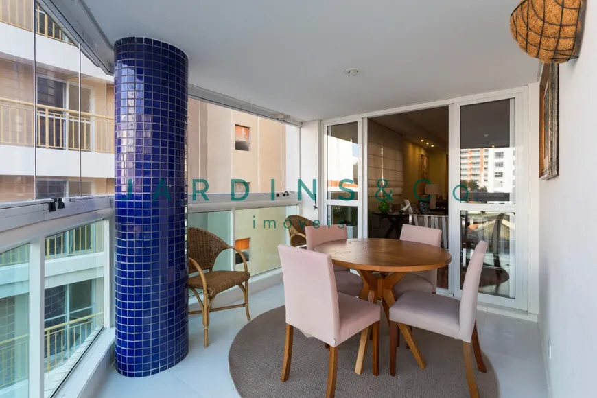 Foto 1 de Apartamento com 3 Quartos à venda, 190m² em Pinheiros, São Paulo