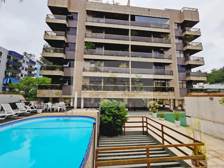 Foto 1 de Apartamento com 4 Quartos à venda, 227m² em Freguesia- Jacarepaguá, Rio de Janeiro