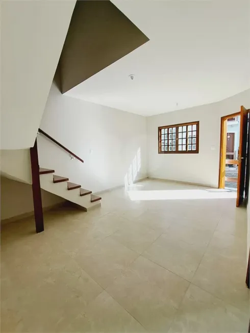 Foto 1 de Casa de Condomínio com 2 Quartos à venda, 107m² em Vila Santos, São Paulo