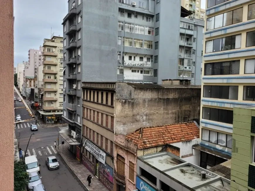 Foto 1 de Apartamento com 2 Quartos à venda, 92m² em Centro Histórico, Porto Alegre