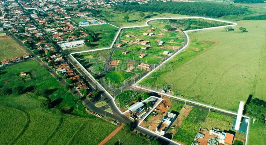 Foto 1 de Lote/Terreno à venda, 300m² em , Palestina