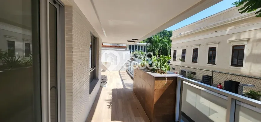 Foto 1 de Apartamento com 4 Quartos à venda, 204m² em Botafogo, Rio de Janeiro