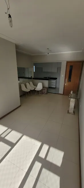 Foto 1 de Apartamento com 3 Quartos para venda ou aluguel, 87m² em Jardim Aeroporto, Lauro de Freitas