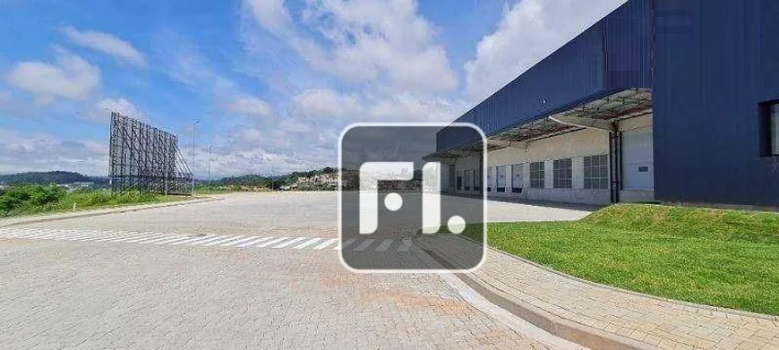 Foto 1 de Galpão/Depósito/Armazém para alugar, 4539m² em Jardim Sadie, Embu das Artes