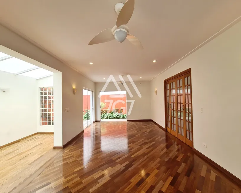 Foto 1 de Casa com 3 Quartos à venda, 179m² em Mirandópolis, São Paulo