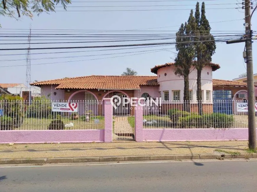 Foto 1 de Casa com 4 Quartos à venda, 264m² em Vila Martins, Rio Claro
