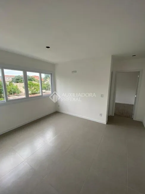 Foto 1 de Apartamento com 1 Quarto à venda, 46m² em Passo da Areia, Porto Alegre