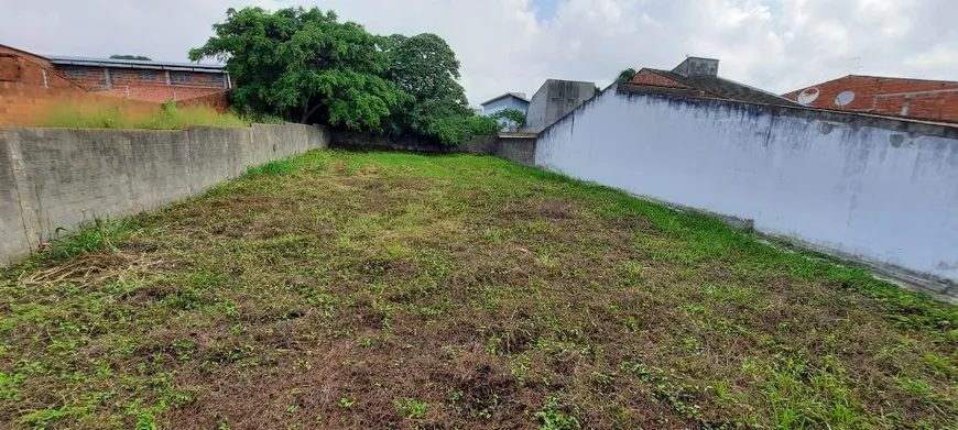 Foto 1 de Lote/Terreno à venda, 264m² em Maraponga, Fortaleza