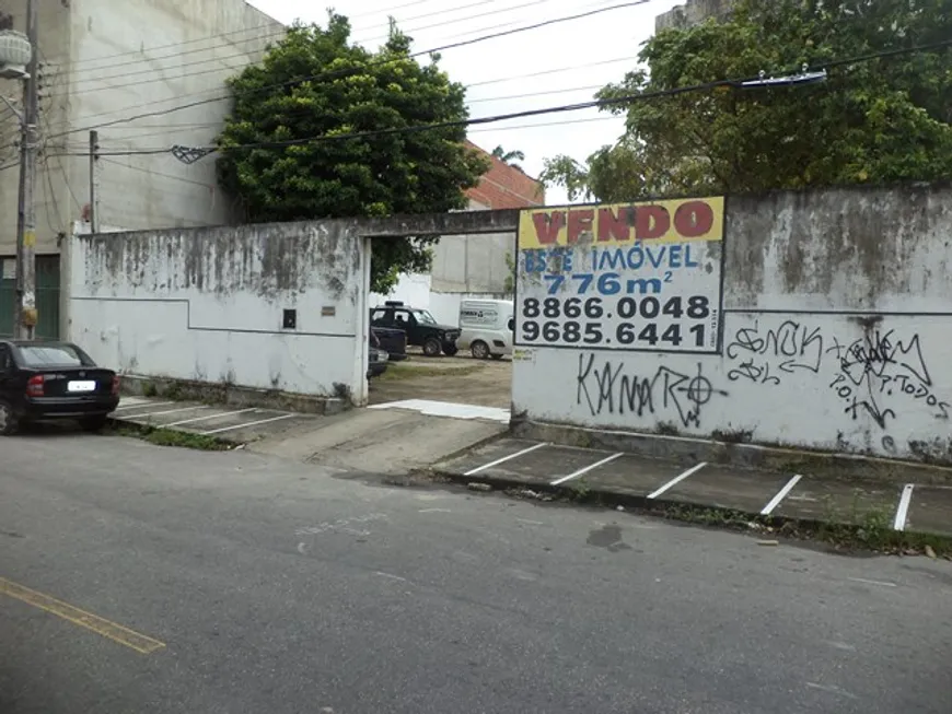 Foto 1 de Casa com 3 Quartos para alugar, 776m² em Bela Vista, Fortaleza