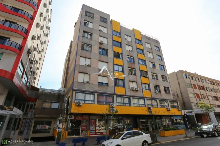 Foto 1 de Apartamento com 2 Quartos à venda, 52m² em Centro, Torres