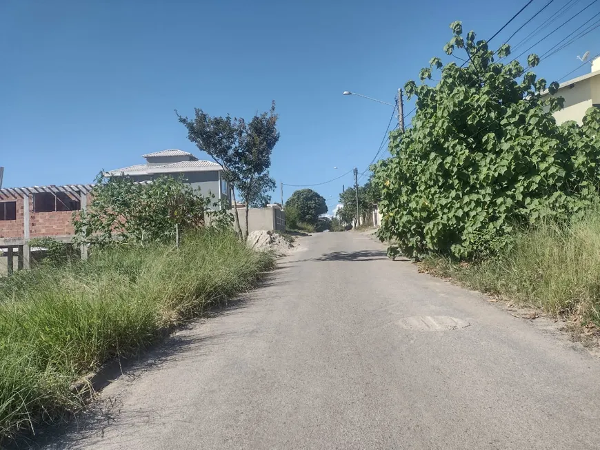 Foto 1 de Lote/Terreno à venda, 360m² em Maria Turri, Rio das Ostras