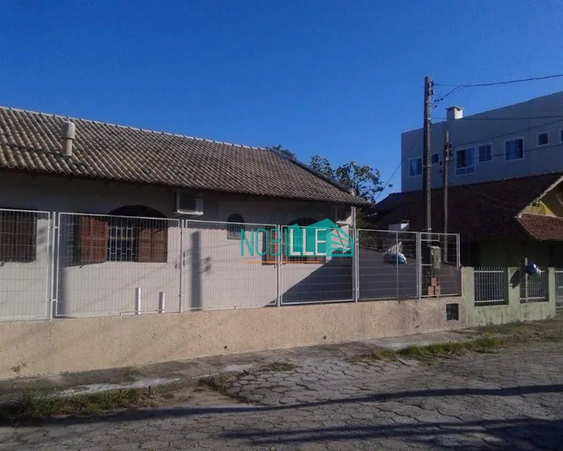 Foto 1 de Casa de Condomínio com 4 Quartos à venda, 367m² em Ingleses do Rio Vermelho, Florianópolis