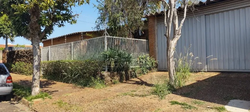 Foto 1 de Casa com 3 Quartos à venda, 336m² em Vila Harmonia, Araraquara