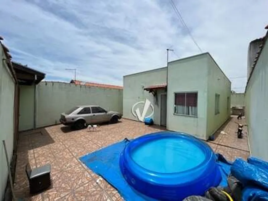 Foto 1 de Casa com 2 Quartos à venda, 200m² em Residencial Liberdade Moreira Cesar, Pindamonhangaba