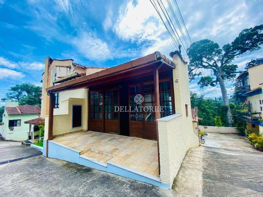 Foto 1 de Casa de Condomínio com 3 Quartos à venda, 84m² em Iúcas, Teresópolis