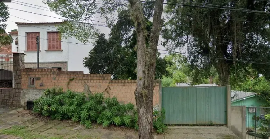 Foto 1 de Lote/Terreno à venda em Guarujá, Porto Alegre