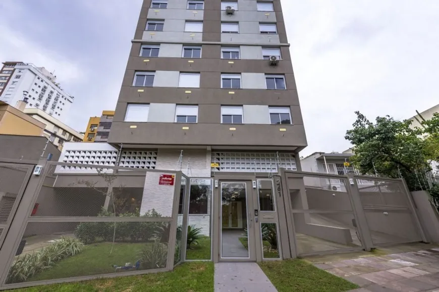 Foto 1 de Apartamento com 3 Quartos à venda, 65m² em Petrópolis, Porto Alegre