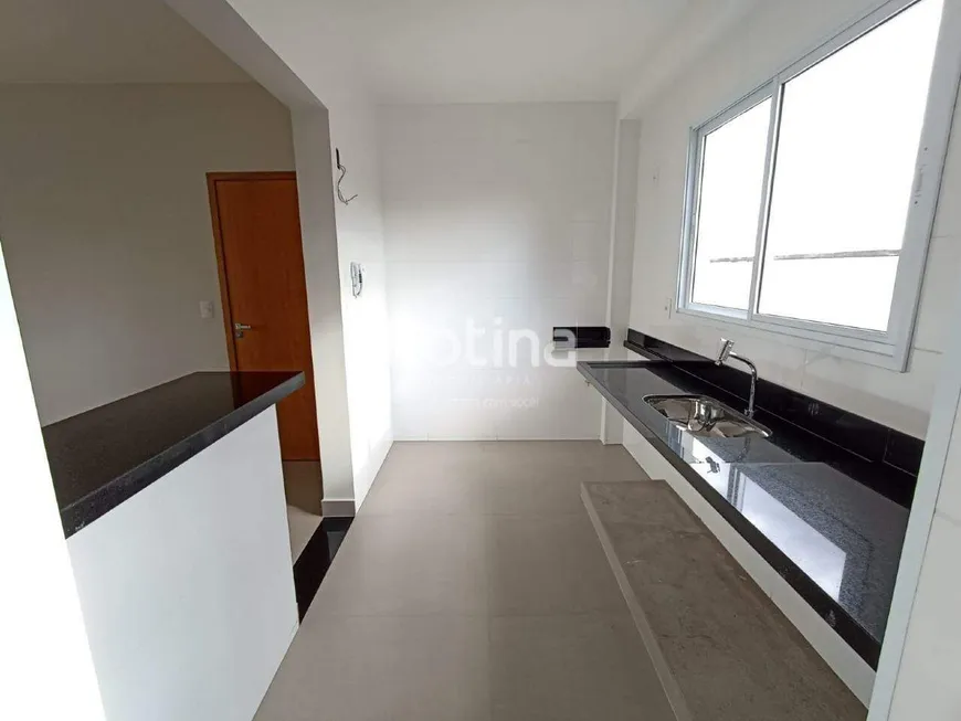 Foto 1 de Apartamento com 2 Quartos à venda, 68m² em Santa Mônica, Uberlândia