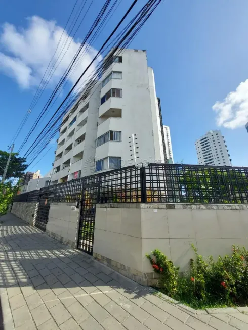 Foto 1 de Apartamento com 3 Quartos à venda, 123m² em Madalena, Recife