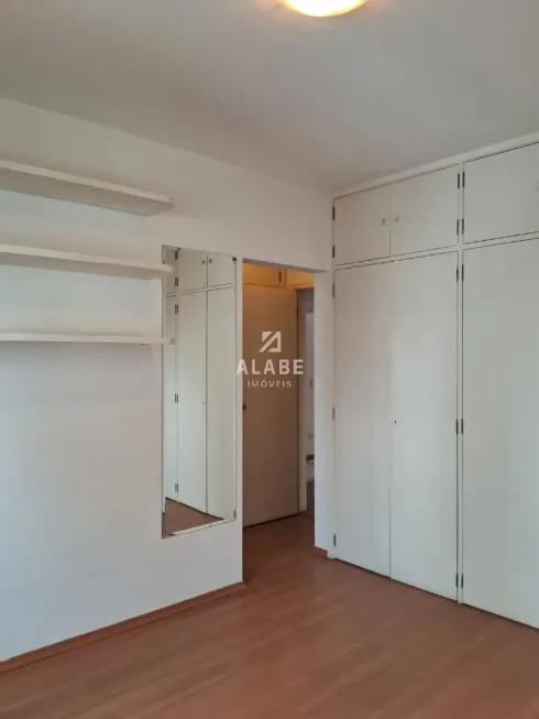 Foto 1 de Apartamento com 4 Quartos à venda, 200m² em Campo Belo, São Paulo