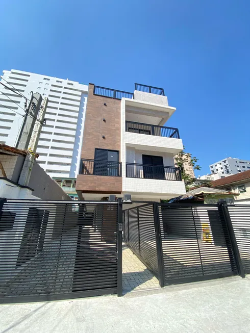 Foto 1 de Casa de Condomínio com 2 Quartos à venda, 116m² em Marapé, Santos