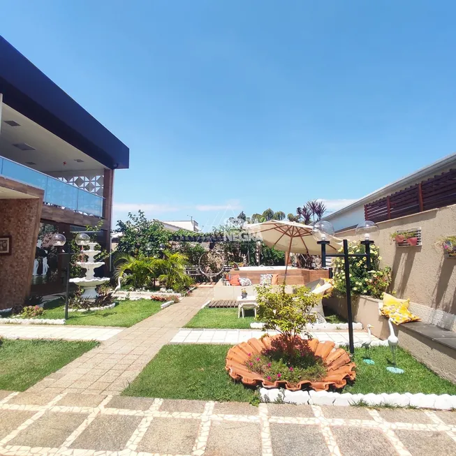 Foto 1 de Casa de Condomínio com 3 Quartos à venda, 350m² em Setor Habitacional Vicente Pires, Brasília