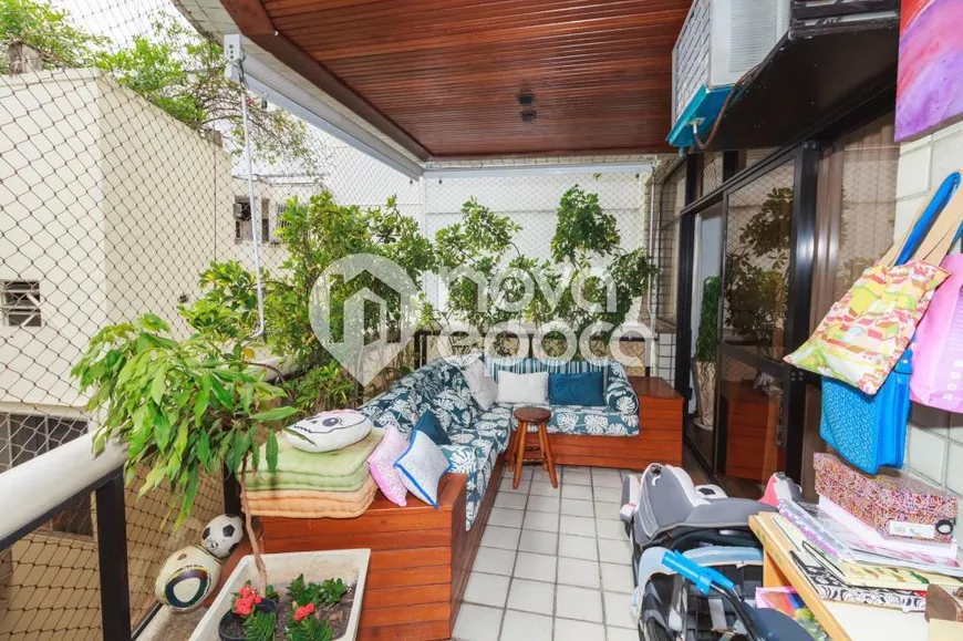 Foto 1 de Apartamento com 3 Quartos à venda, 140m² em Ipanema, Rio de Janeiro